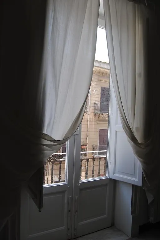מלון פלרמו A Casa Di Giuseppe 3*,